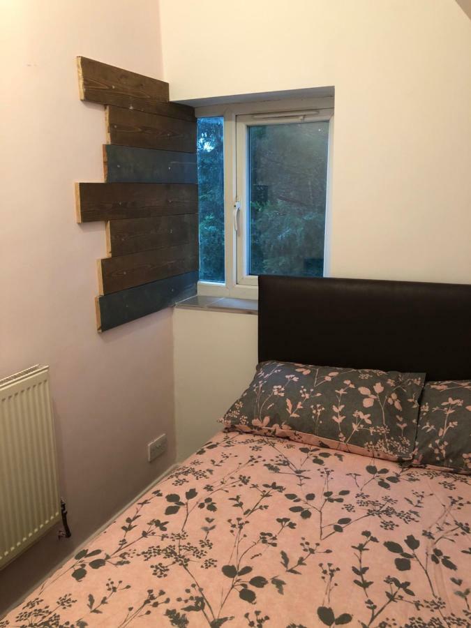 Treetops Flat2 Hall Green B28 Бирмингем Экстерьер фото